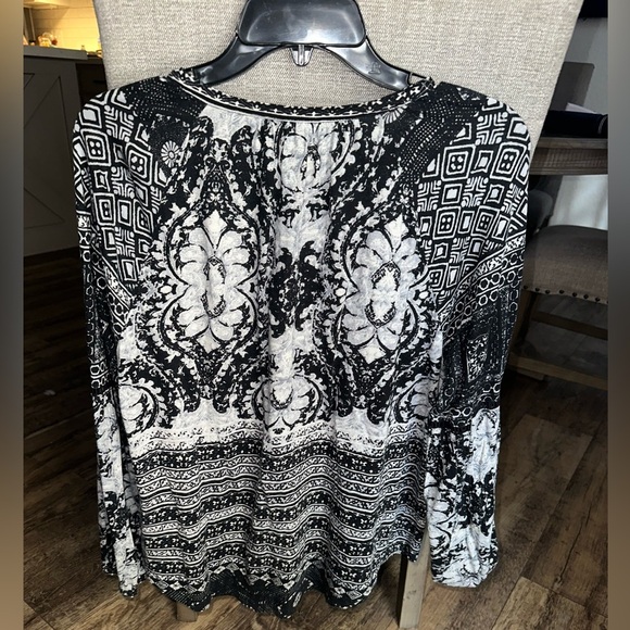 Woman Lucky Brand Blouse Size Medium Long Sleeves - Picture 3 of 6